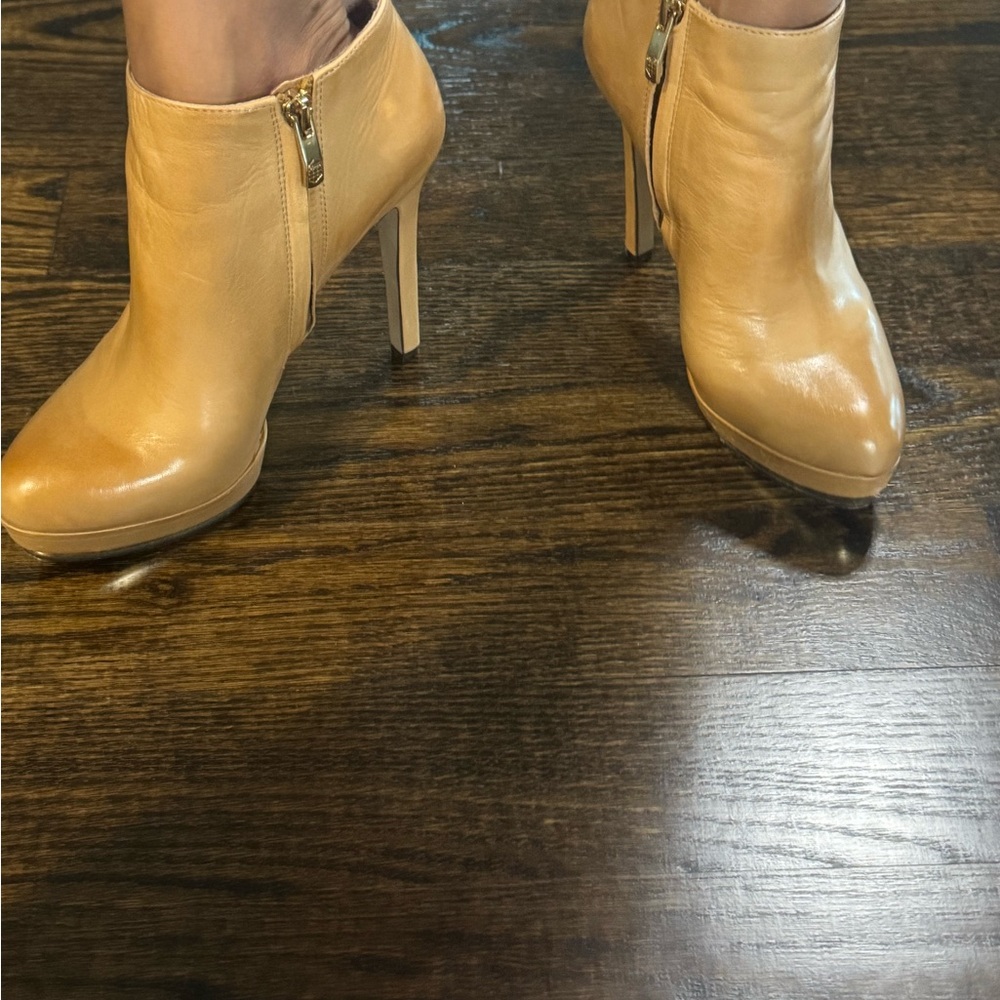 Vince Camuto Napa Ankle Boot